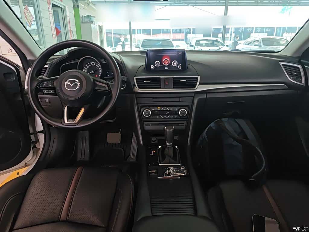 Mazda Mazda3, 2018 6