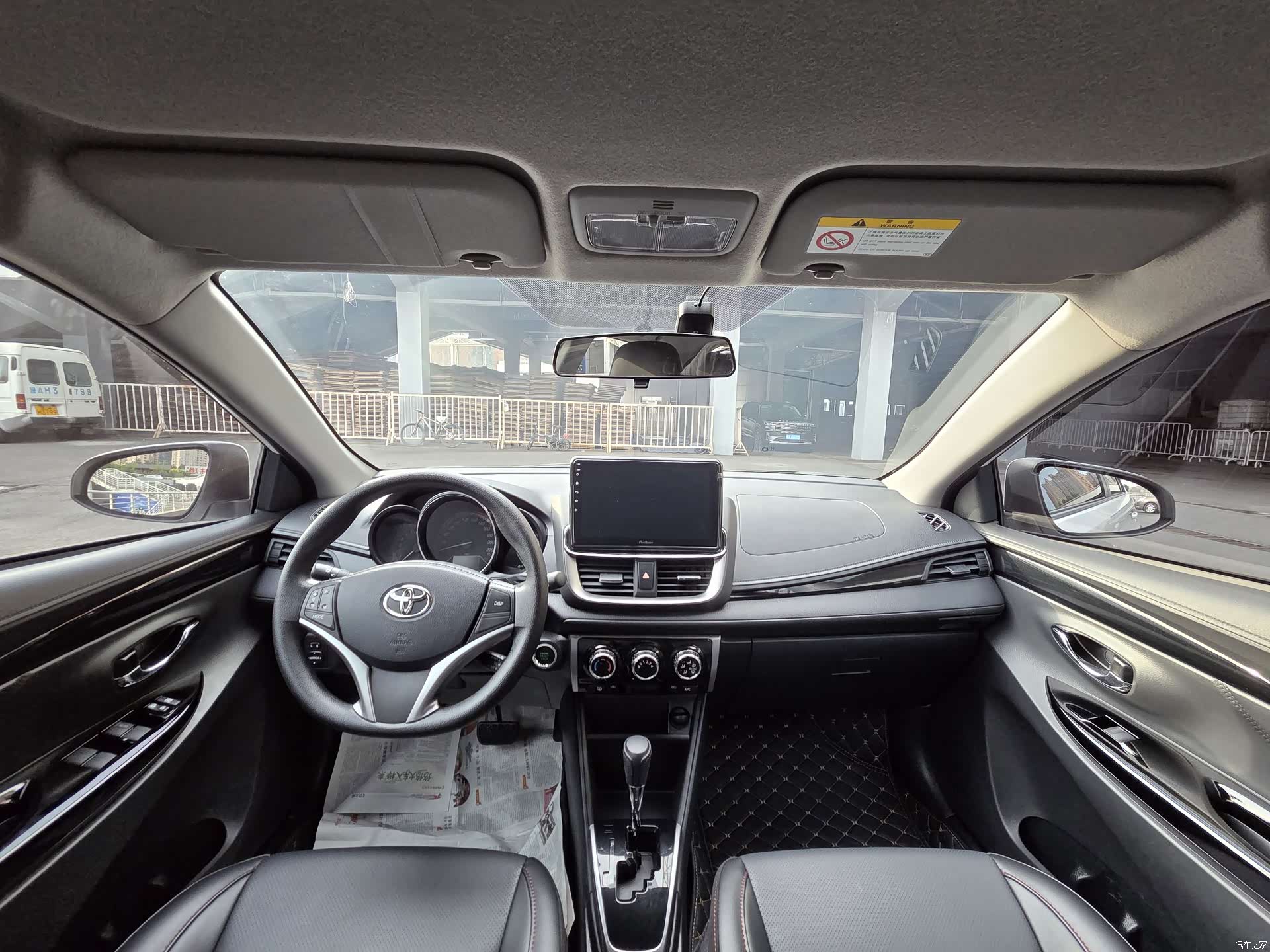 Toyota YARiS L, 2023 14
