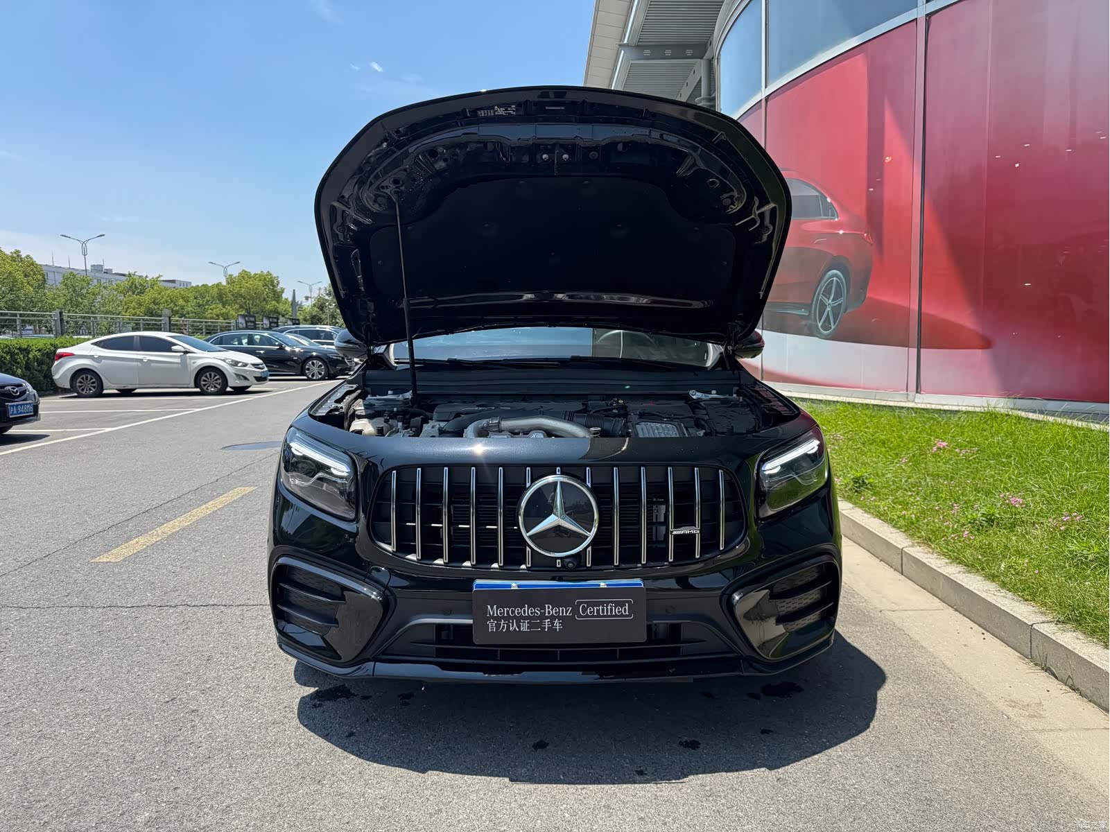 Mercedes-Benz GLB, 2025 2