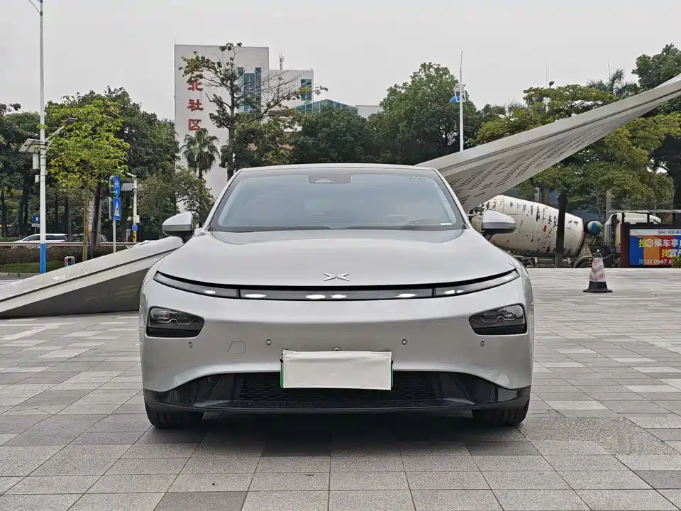 XPENG P7