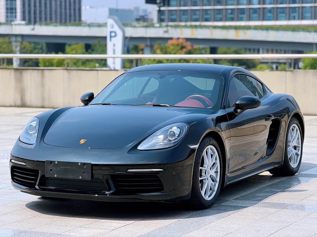 Porsche 718 2022 Cayman 2.0T