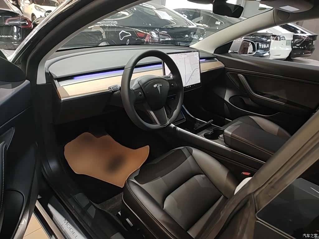 Tesla Model 3, 2020 16