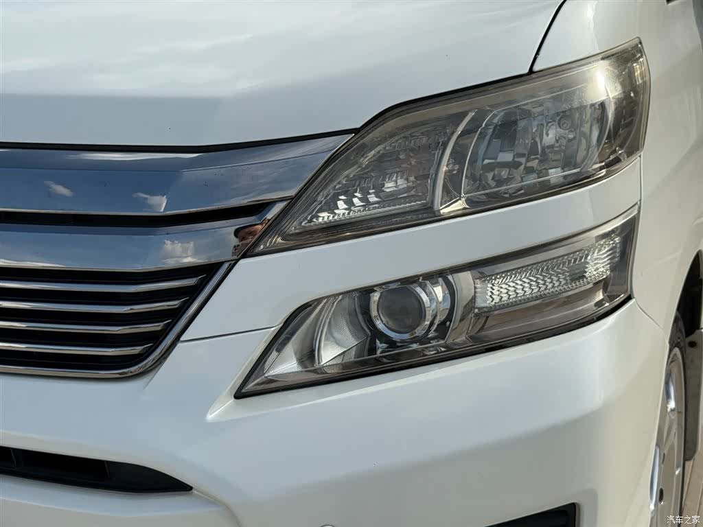 Toyota Alphard, 2015 23