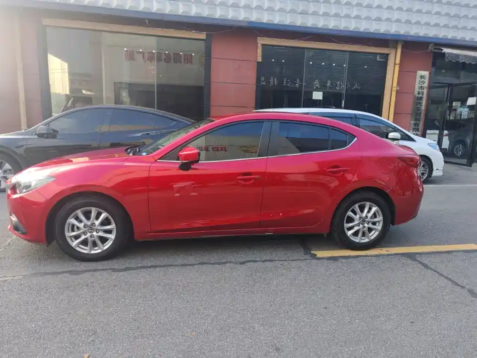 Mazda 3 Angkesaila