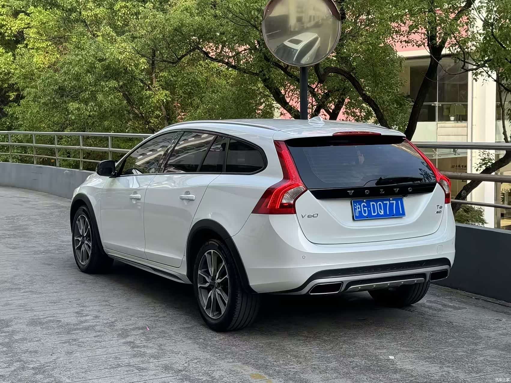 Volvo V60, 2016 3
