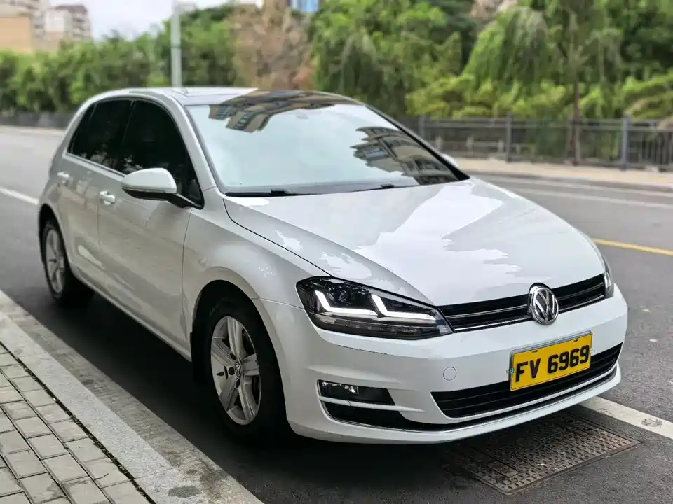 Volkswagen golf