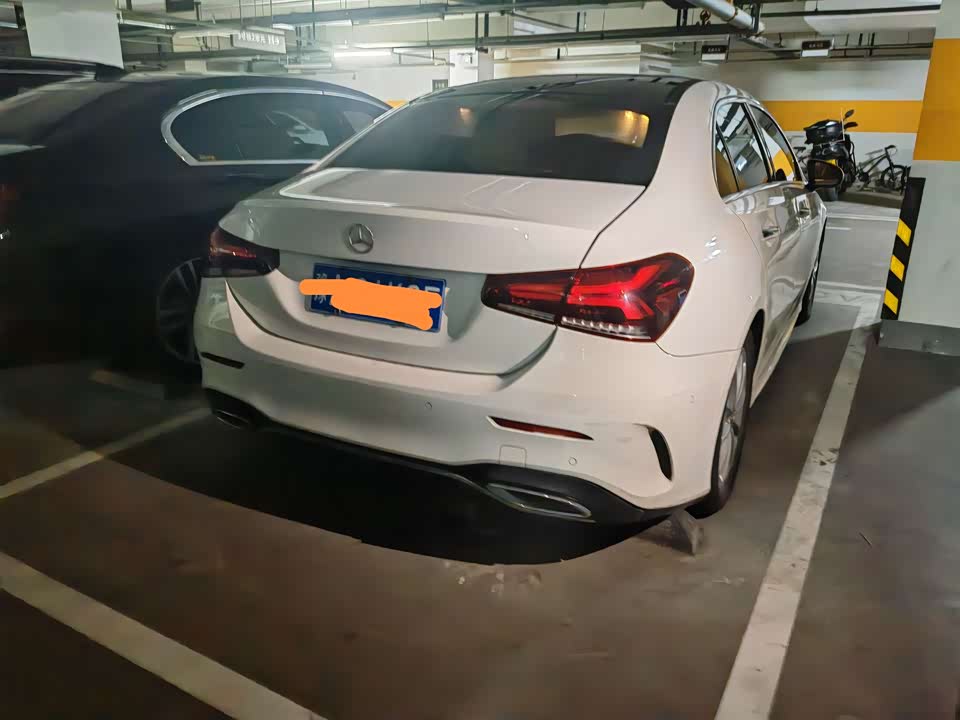 Mercedes-Benz Class A Mercedes-Benz Class A