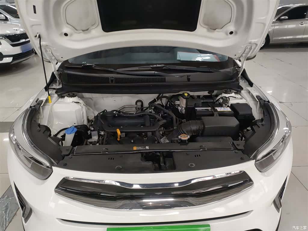 Kia KX1, 2018 10
