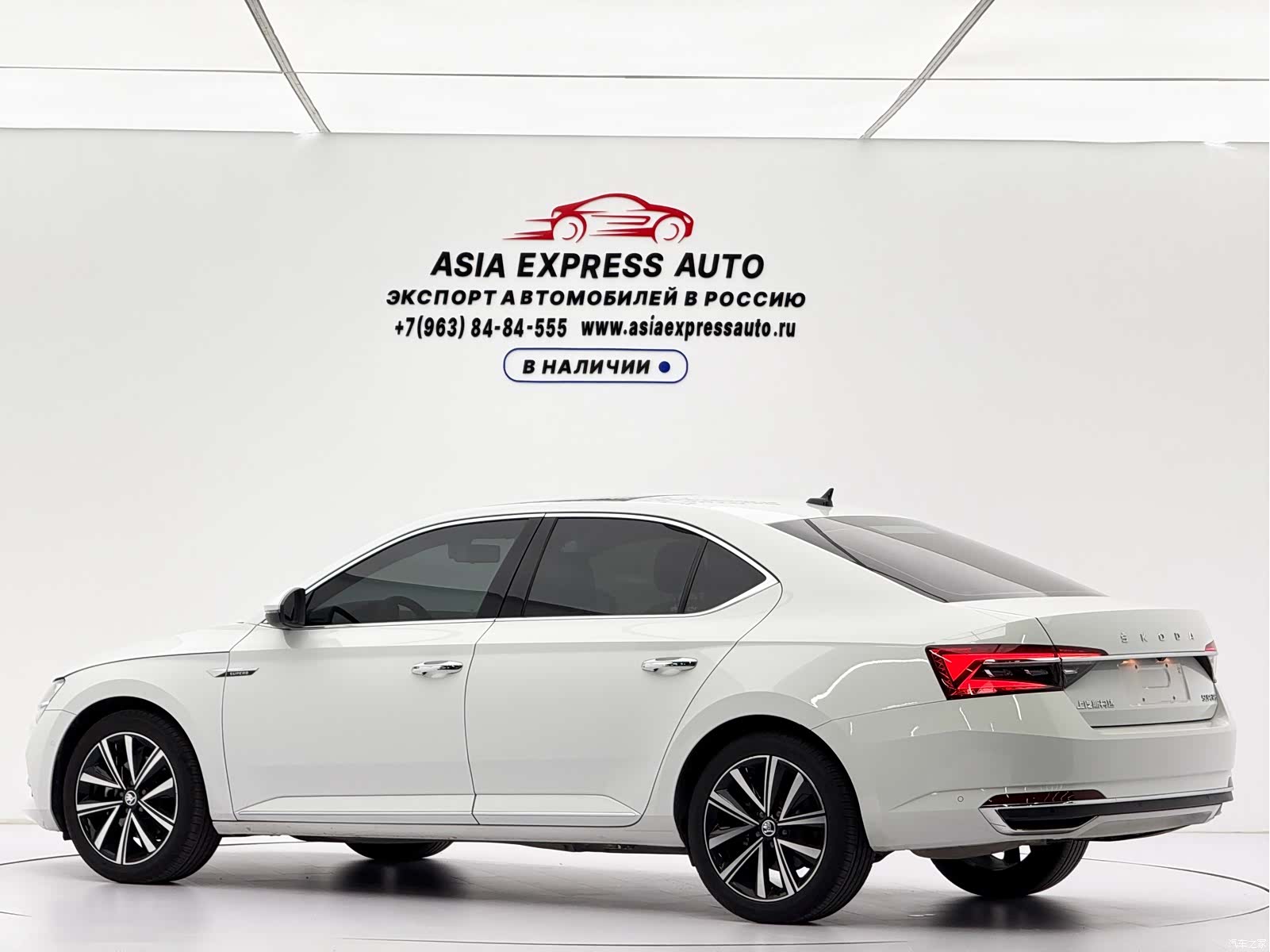Skoda Superb, 2023 6