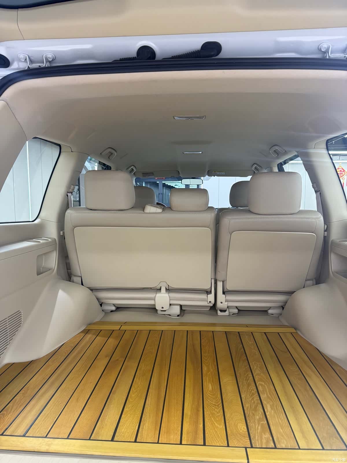Toyota Land Cruiser, 2017 13