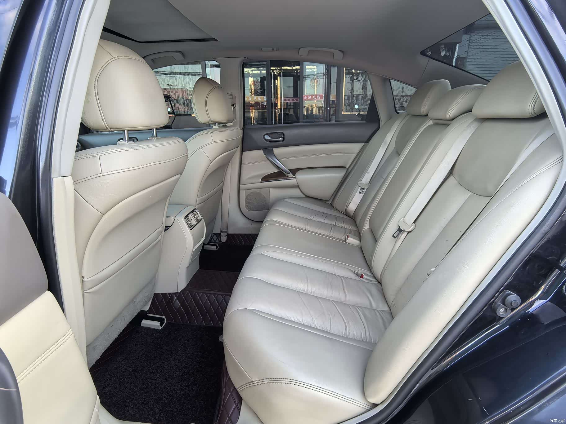 Nissan Teana, 2012 9