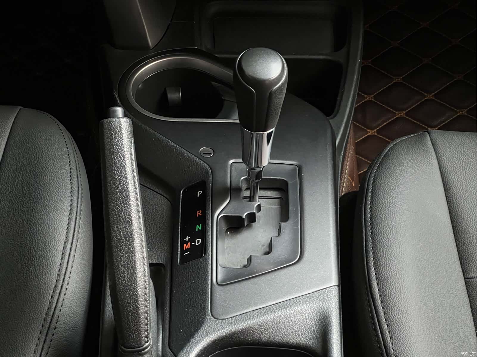 Toyota RAV4, 2018 13