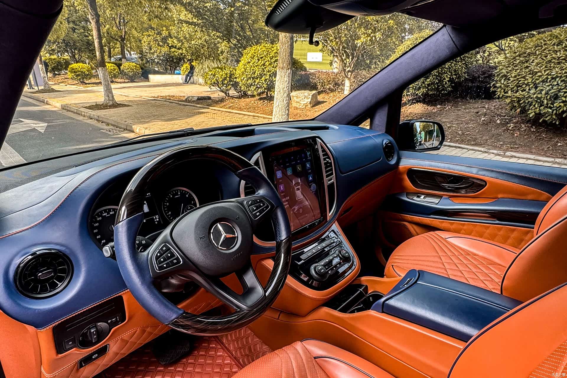 Mercedes-Benz 7, 2022 2