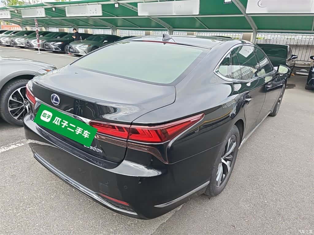 Lexus LS, 2021 7