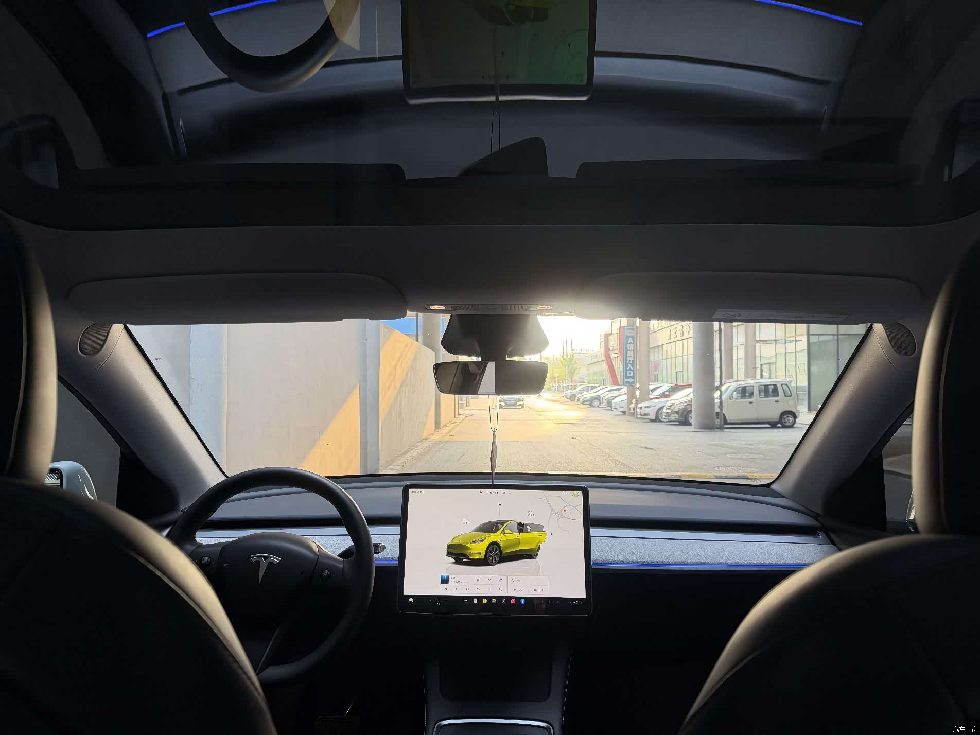 Tesla Model Y, 2024 11