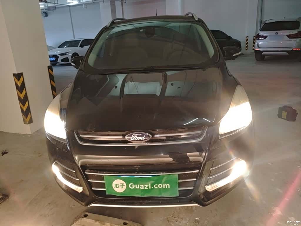 Ford Kuga, 2015 3