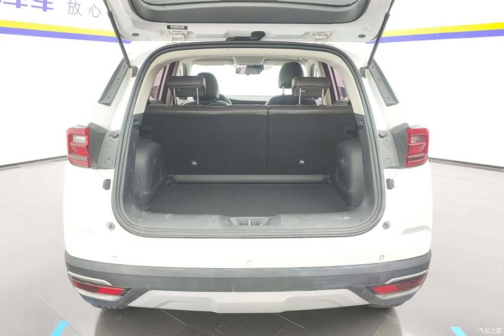 Changan CS35, 2020 4