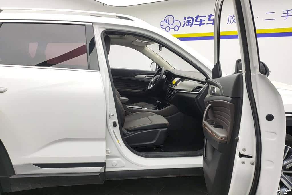 Changan CS35, 2020 8