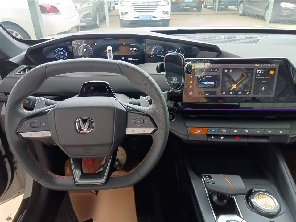 Changan UNI-V Changan UNI-V