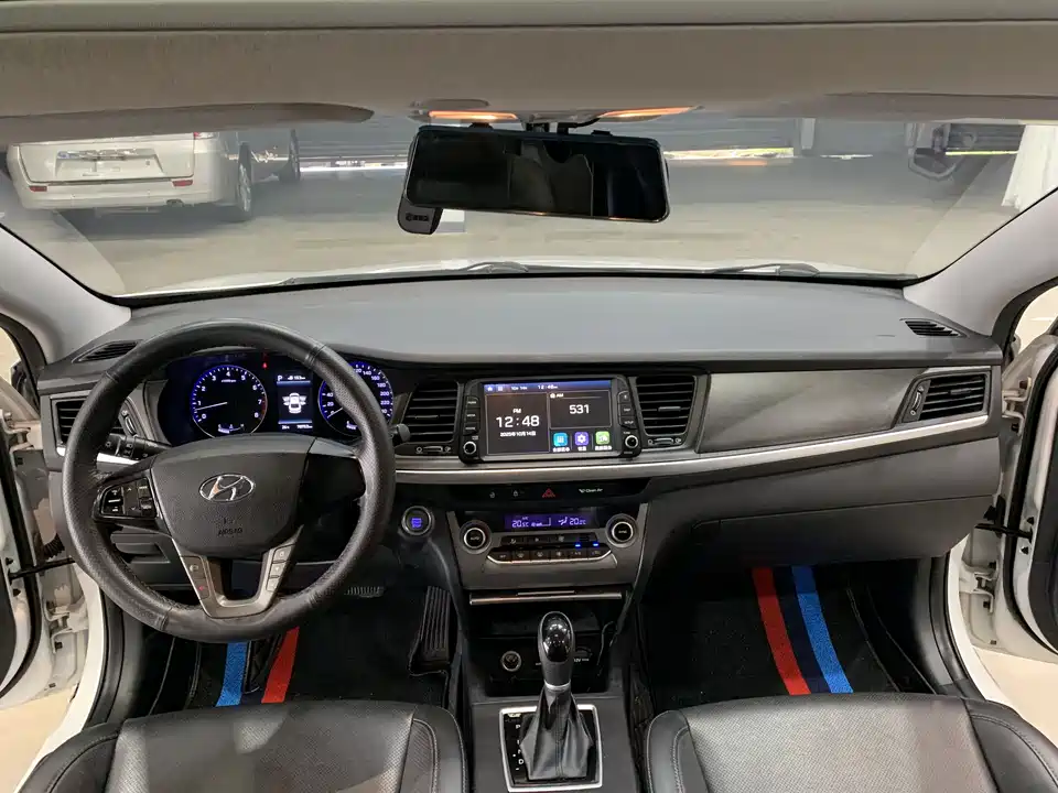 Hyundai Name picture