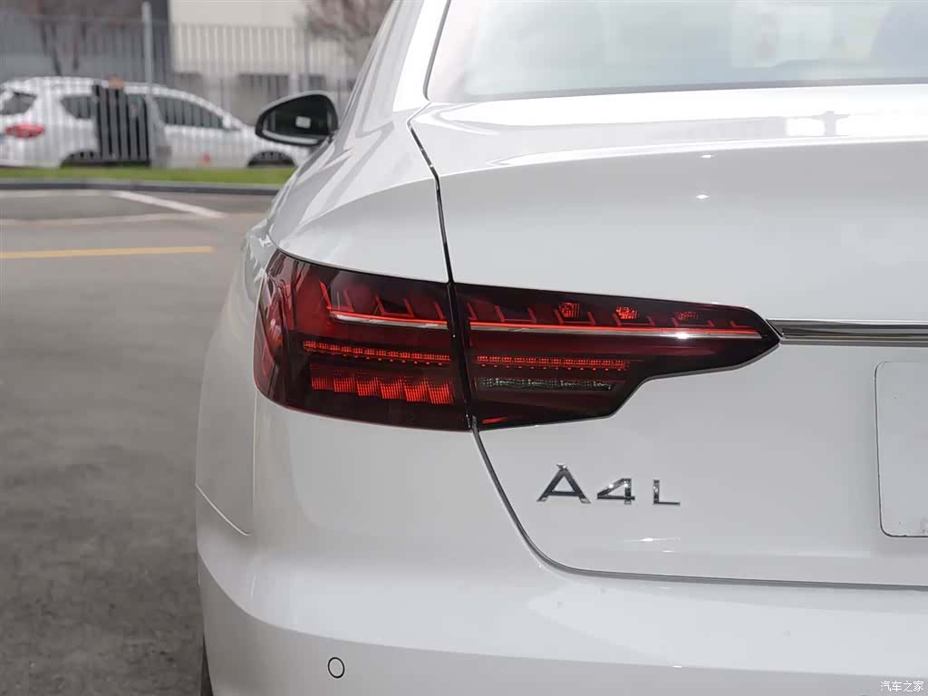 Audi A4L, 2020 17