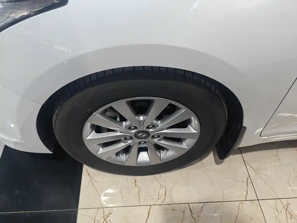 Hyundai Name picture