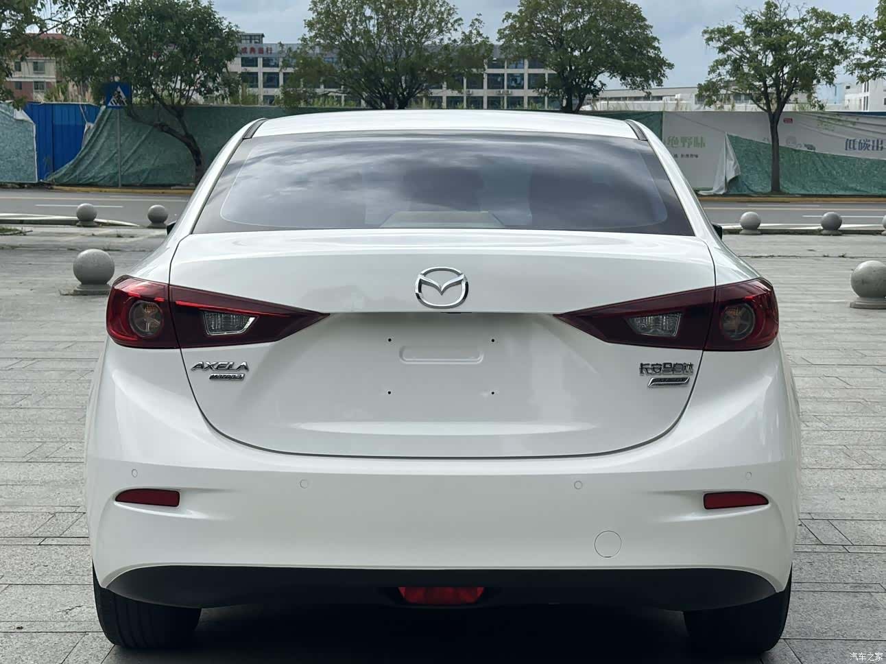 Mazda Mazda3, 2017 14