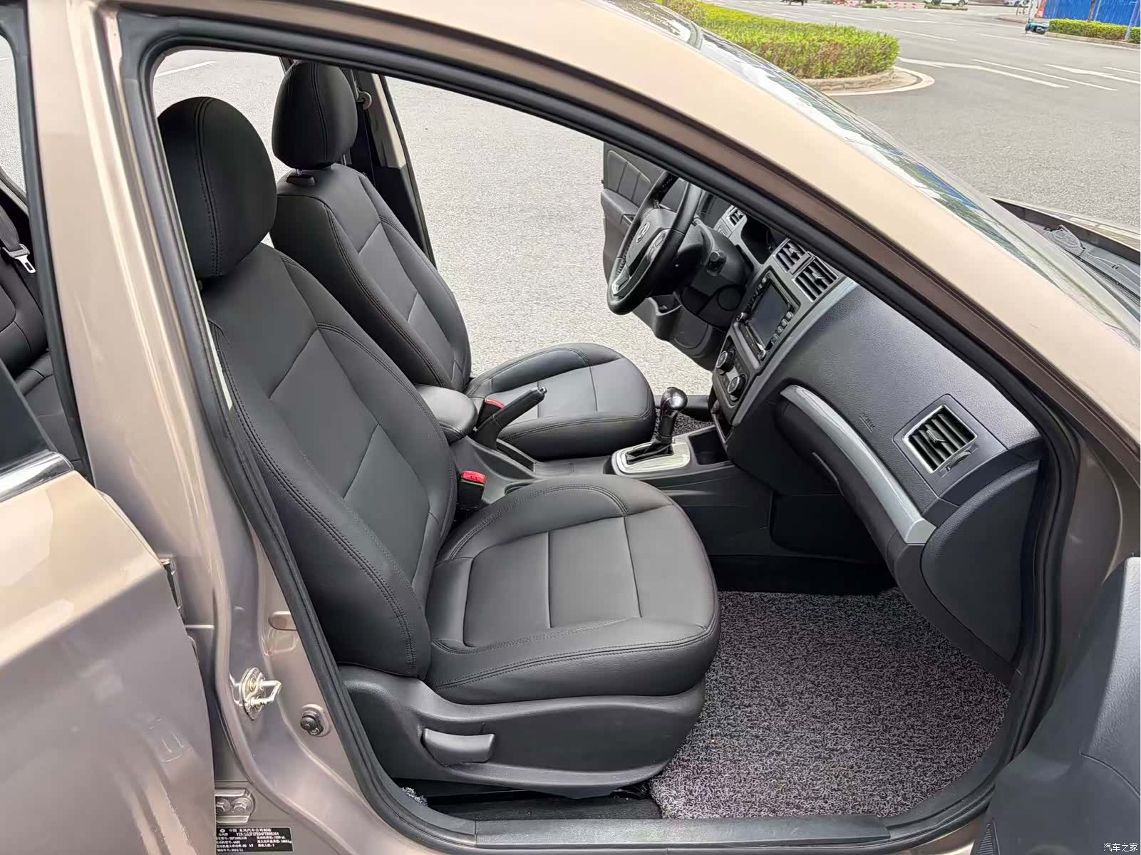 DongFeng S50, 2016 7