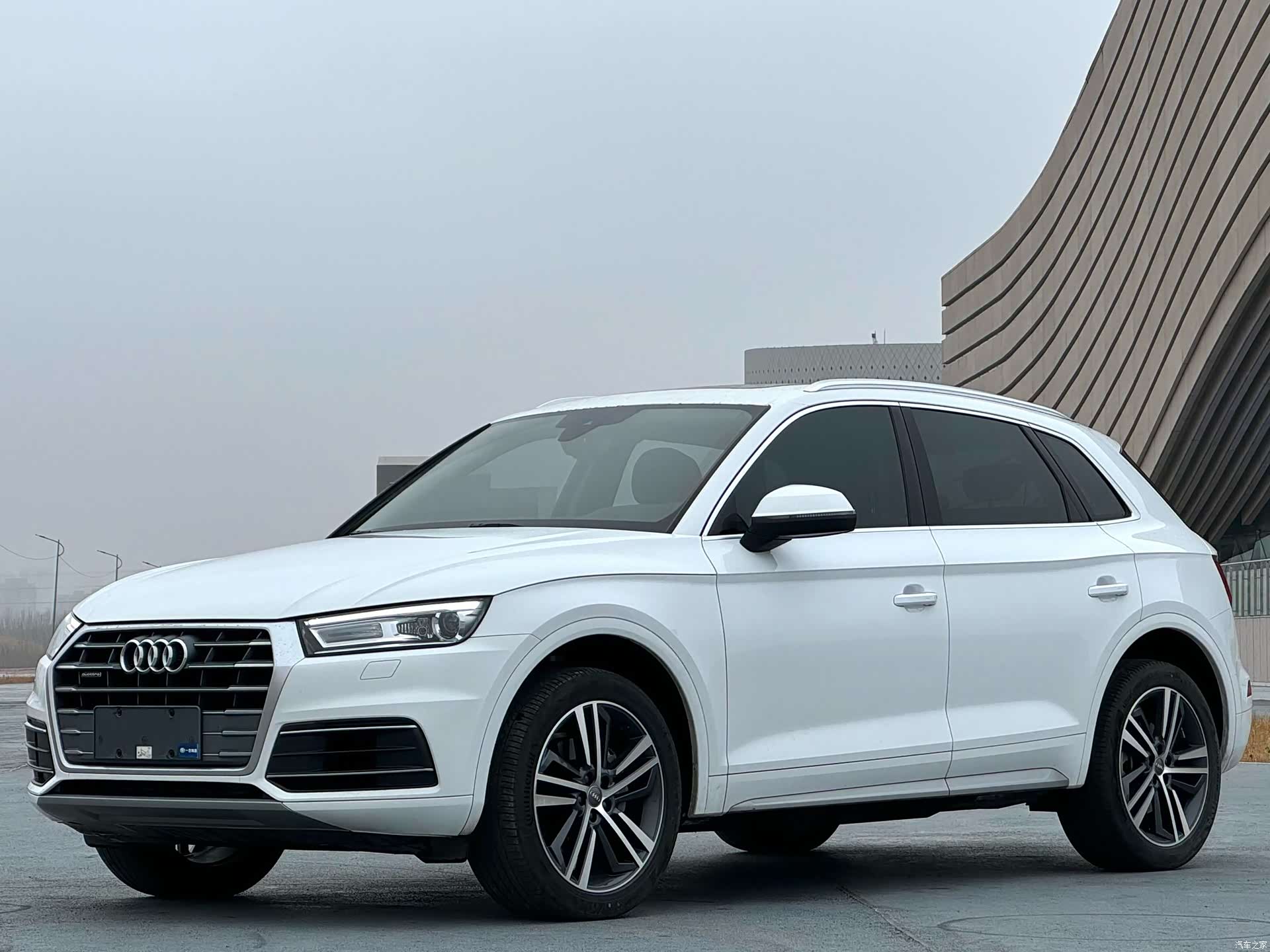 Audi Q5L, 2021 1