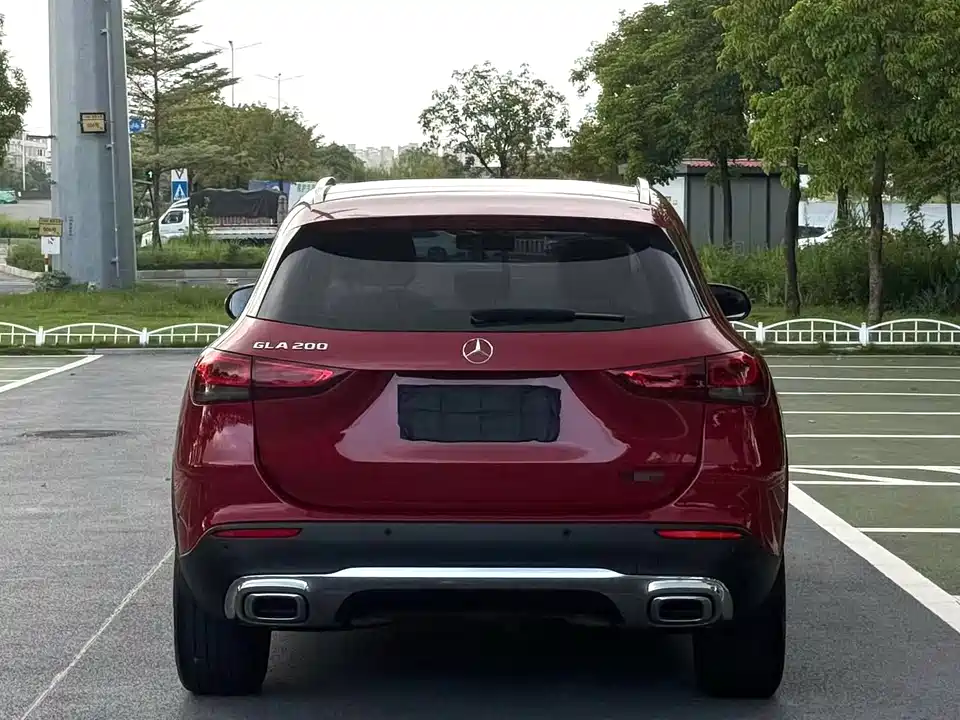 Mercedes-Benz GLA