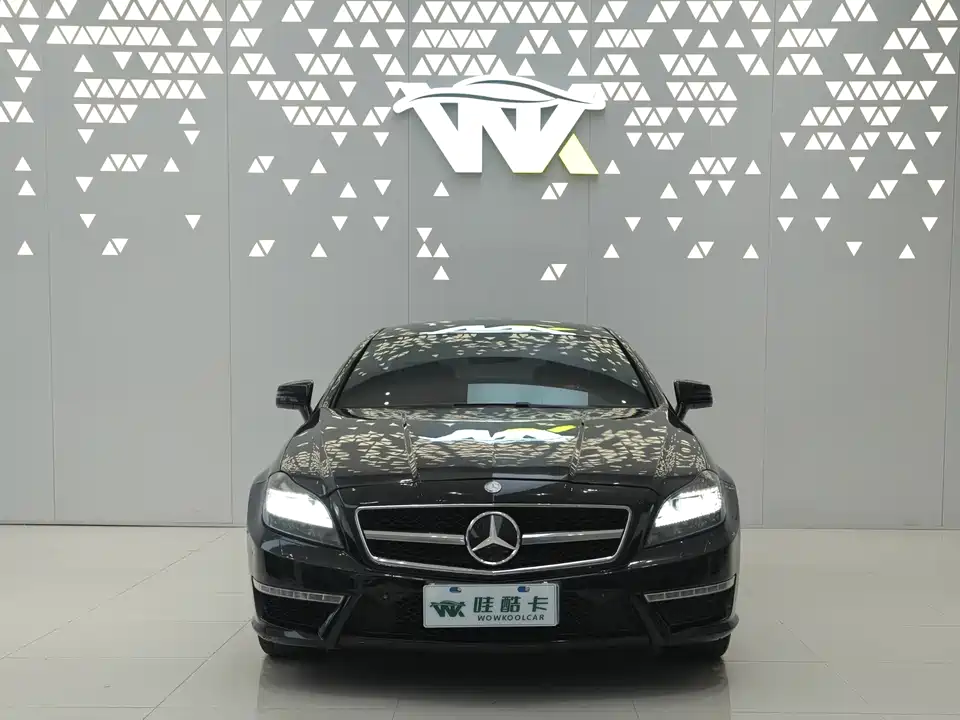 Mercedes-Benz CLS Mercedes-Benz CLS
