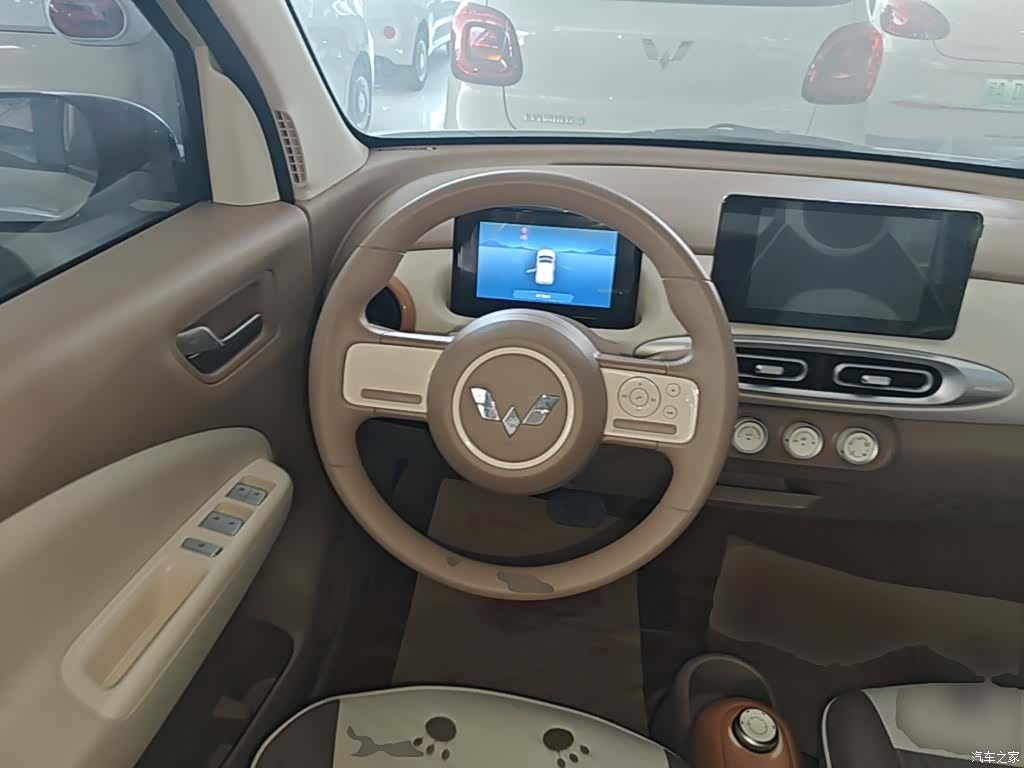 Wuling MINIEV, 2025 11