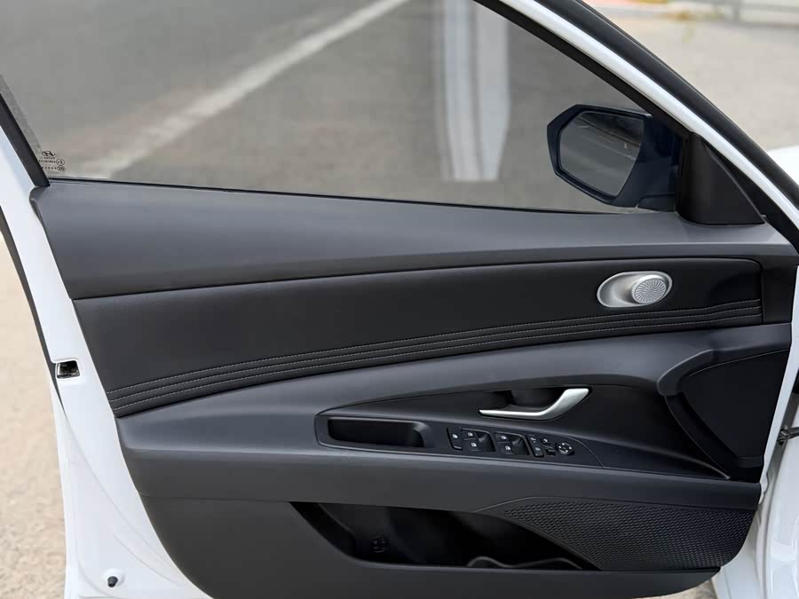 Hyundai Elantra 2024, фото 13