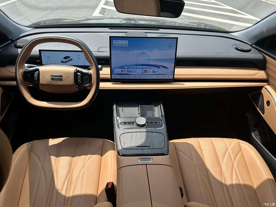 Geely 8, 2025 6