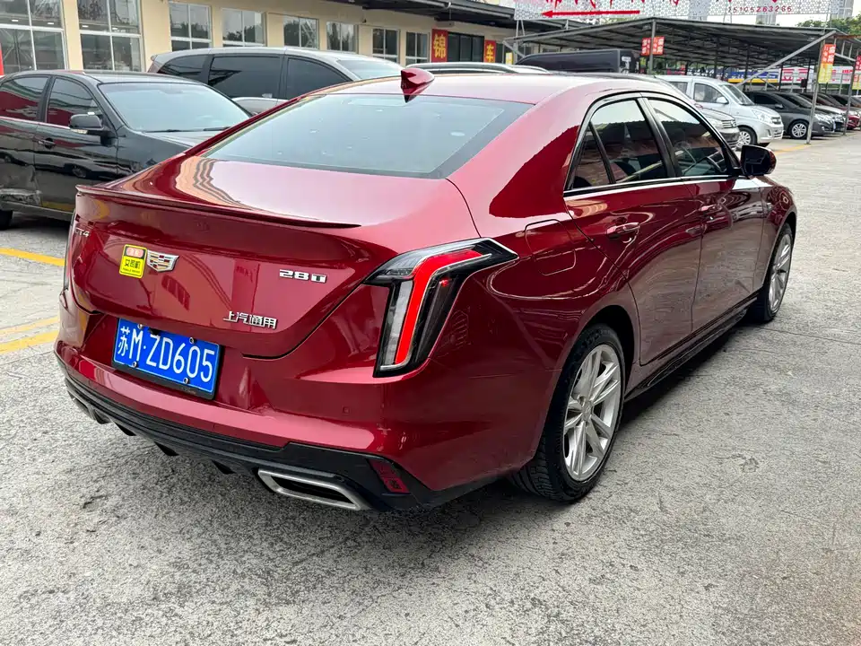 Cadillac CT4