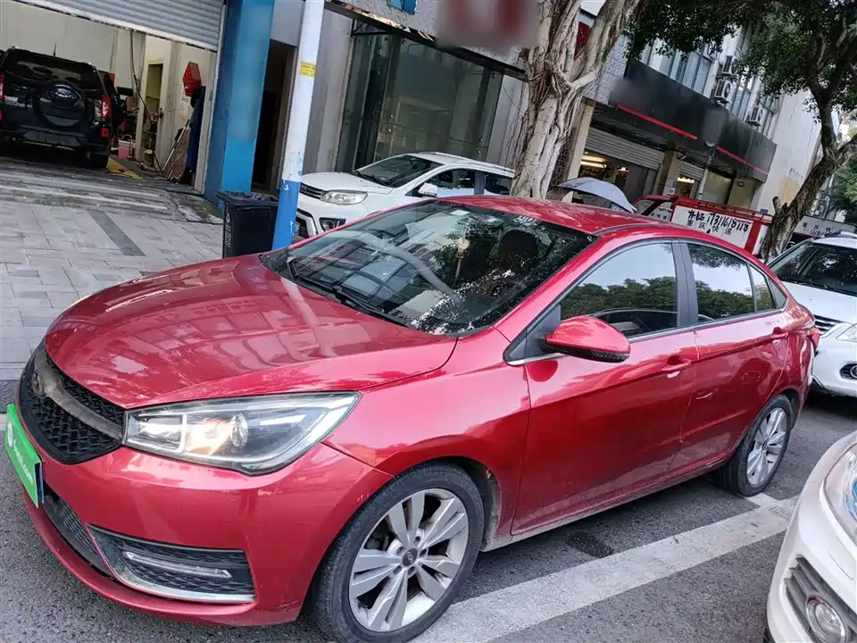 Chery Arrizo 5