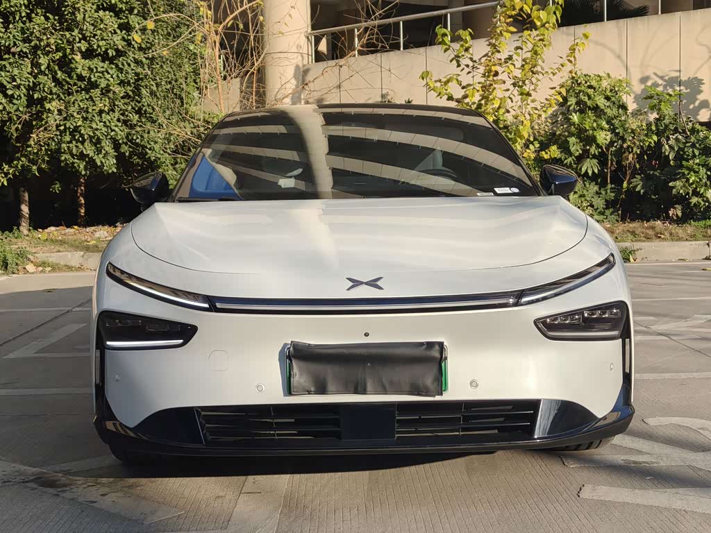 XPENG P7+