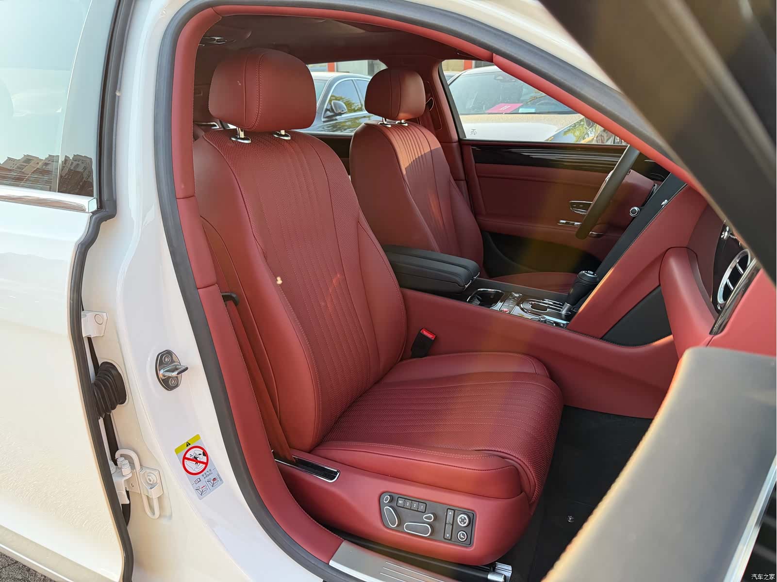 Bentley Flying Spur, 2017 12