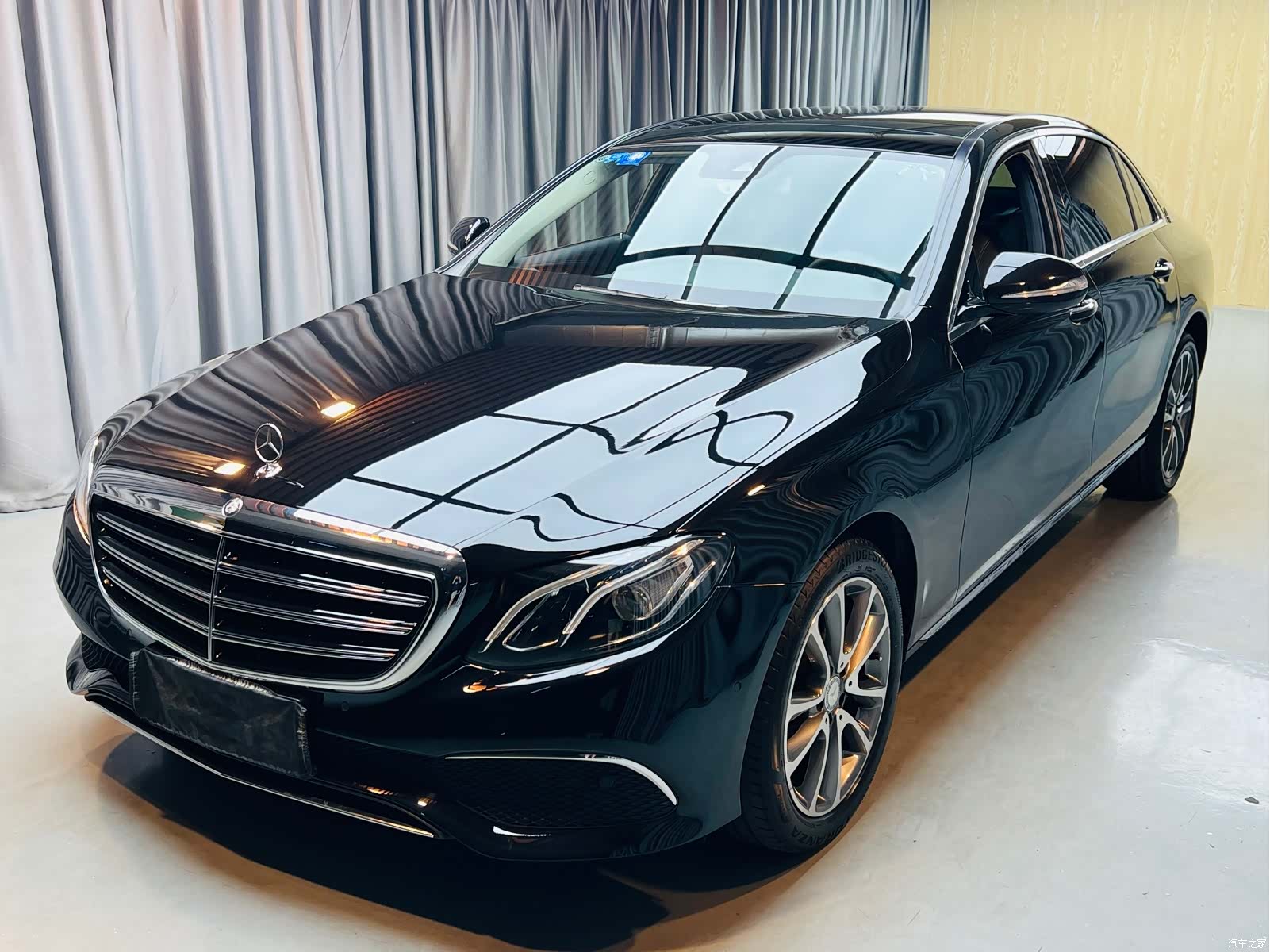 Mercedes-Benz E-Class, 2017 1