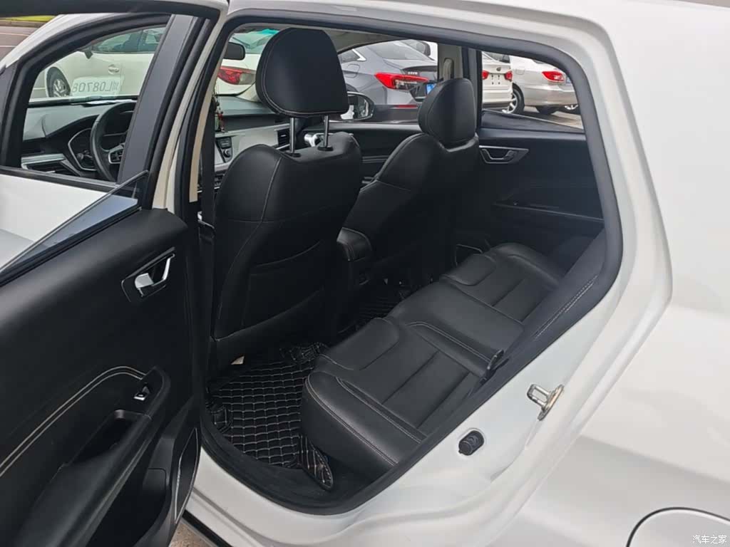 Geely X3, 2019 17