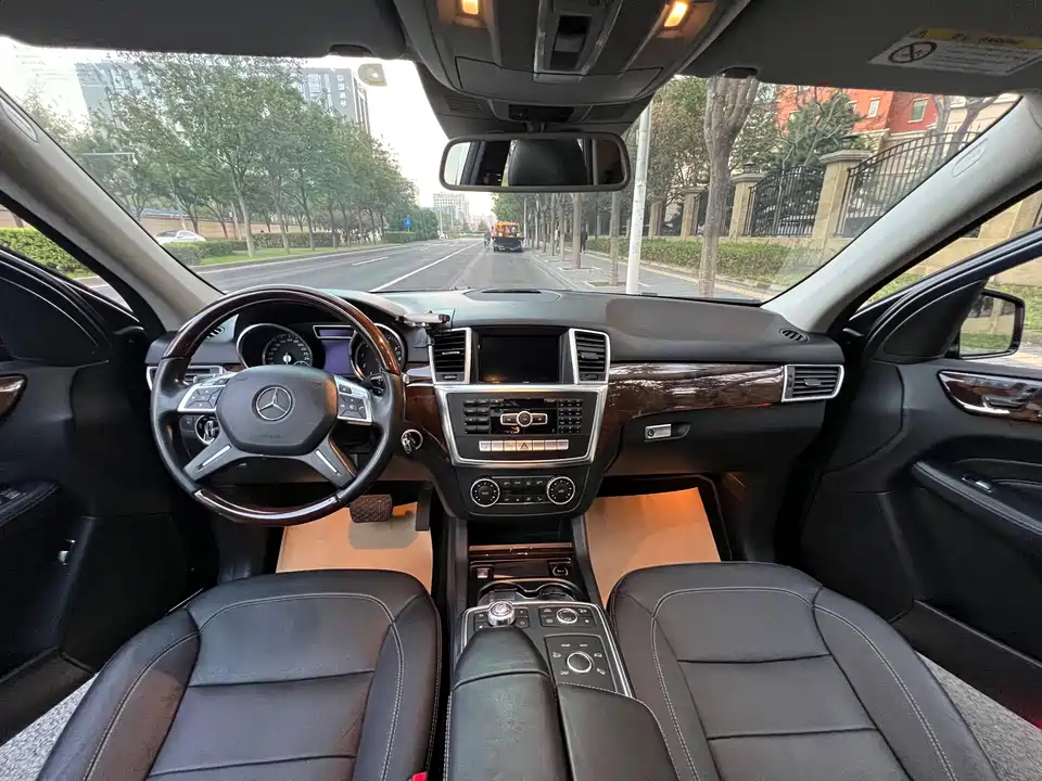 Mercedes-Benz M class