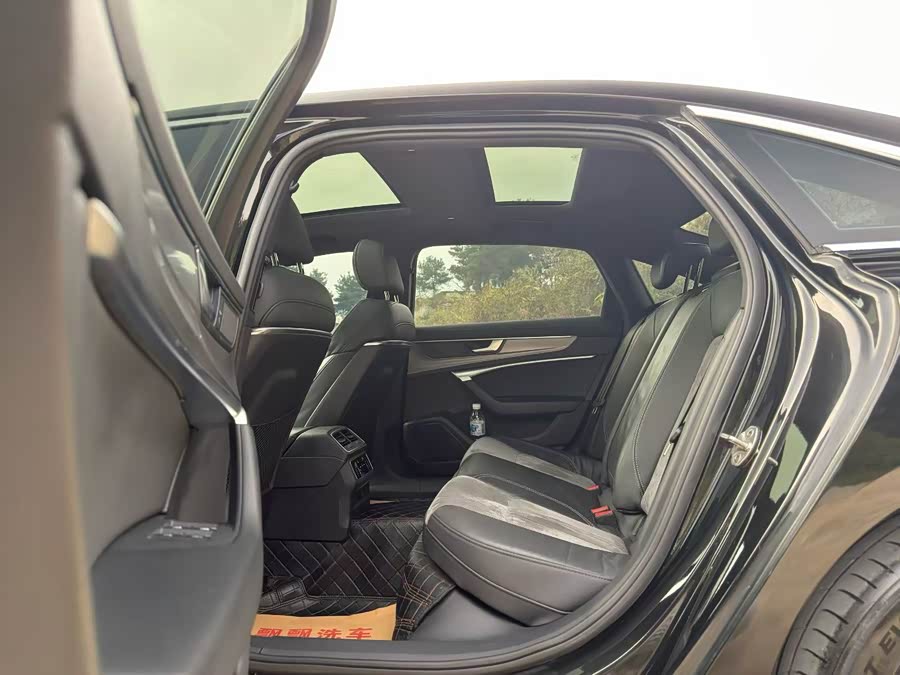 Audi A6L 2021, фото 6
