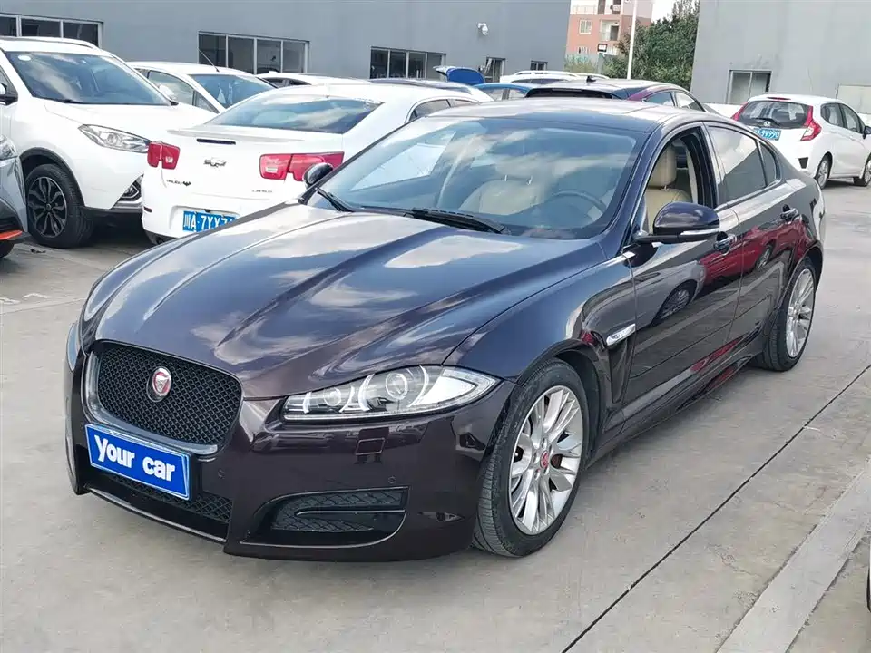 Jaguar XF
