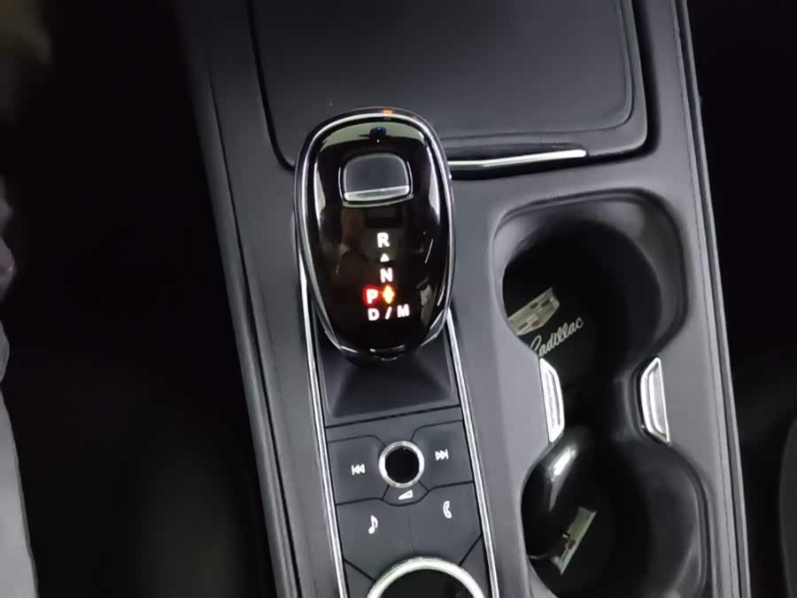 Cadillac XT4 2022, фото 13