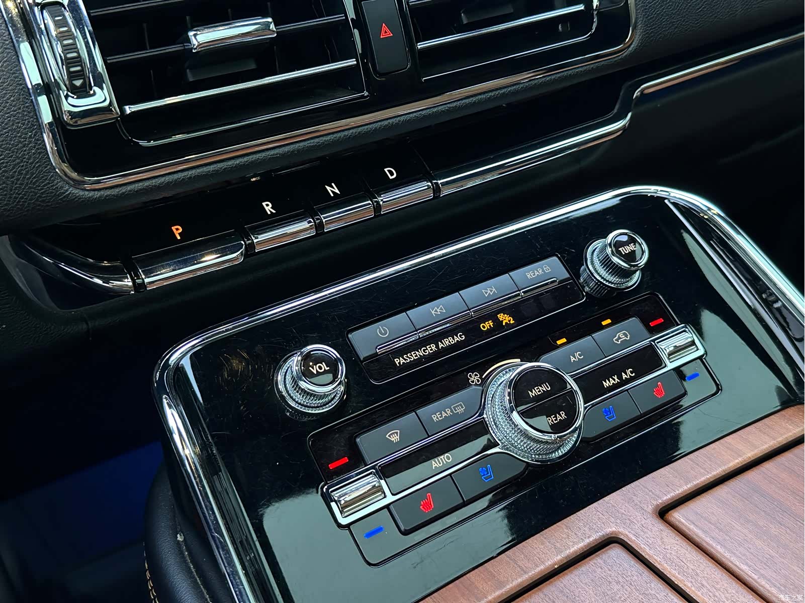 Lincoln Navigator, 2021 7