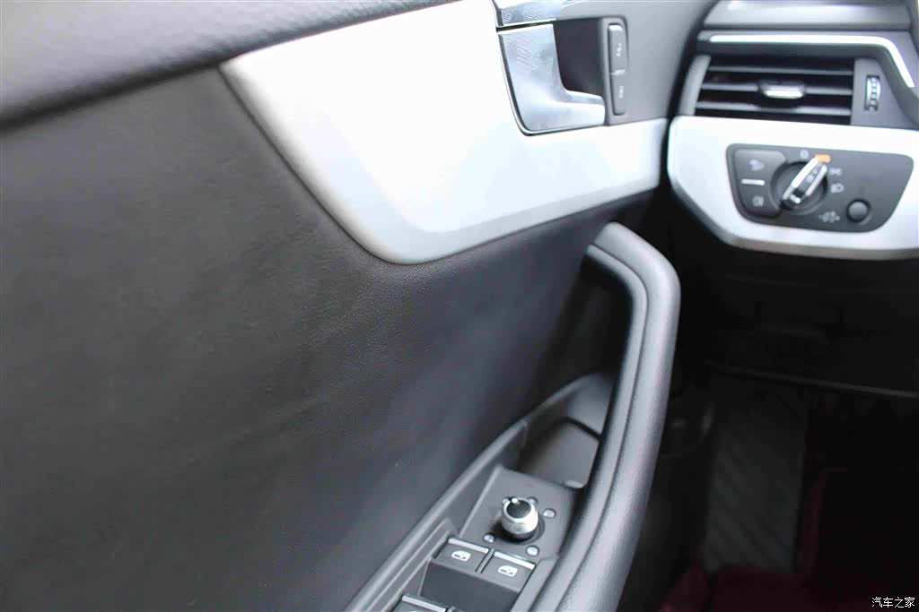 Audi A4L, 2021 13