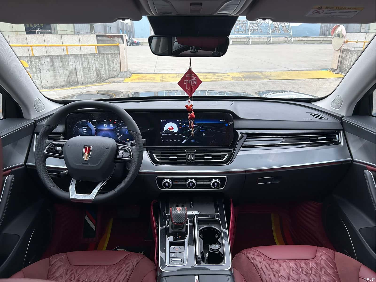 Hongqi HS5, 2024 6