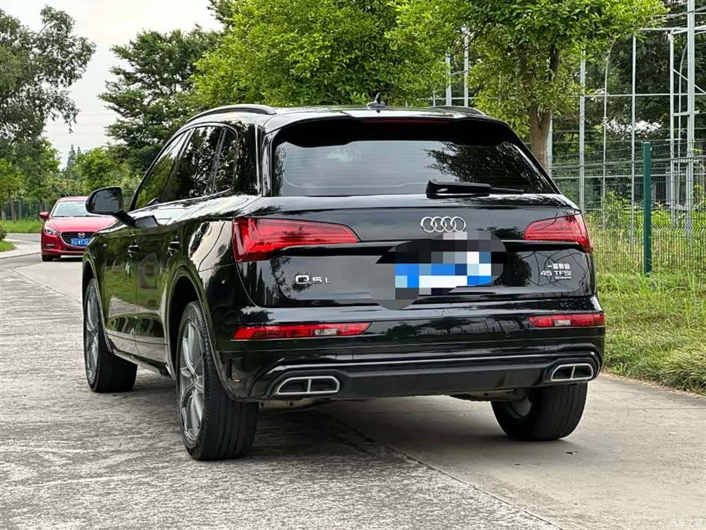 Audi Q5L, 2024 все фото