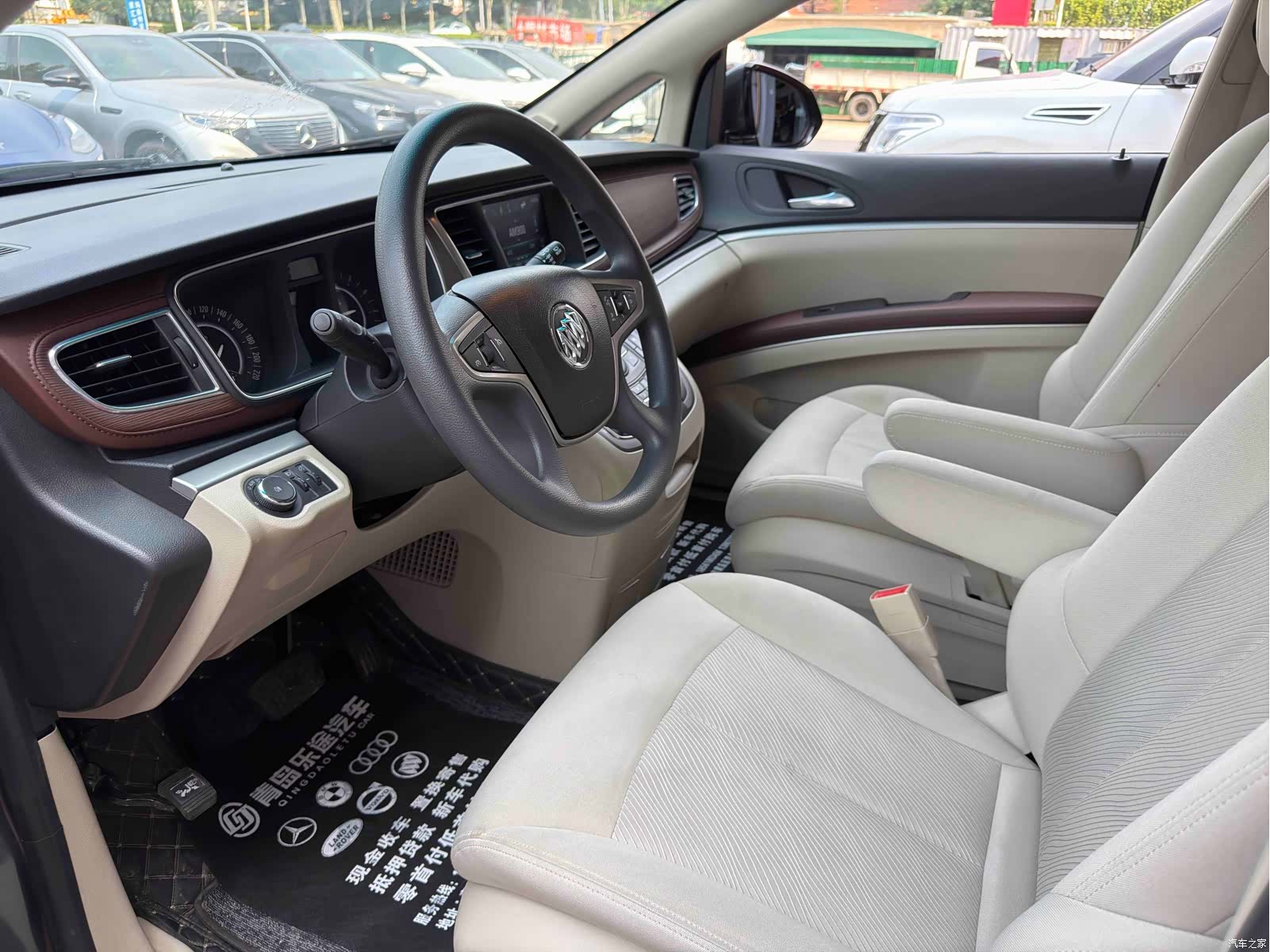 Buick GL8, 2020 7