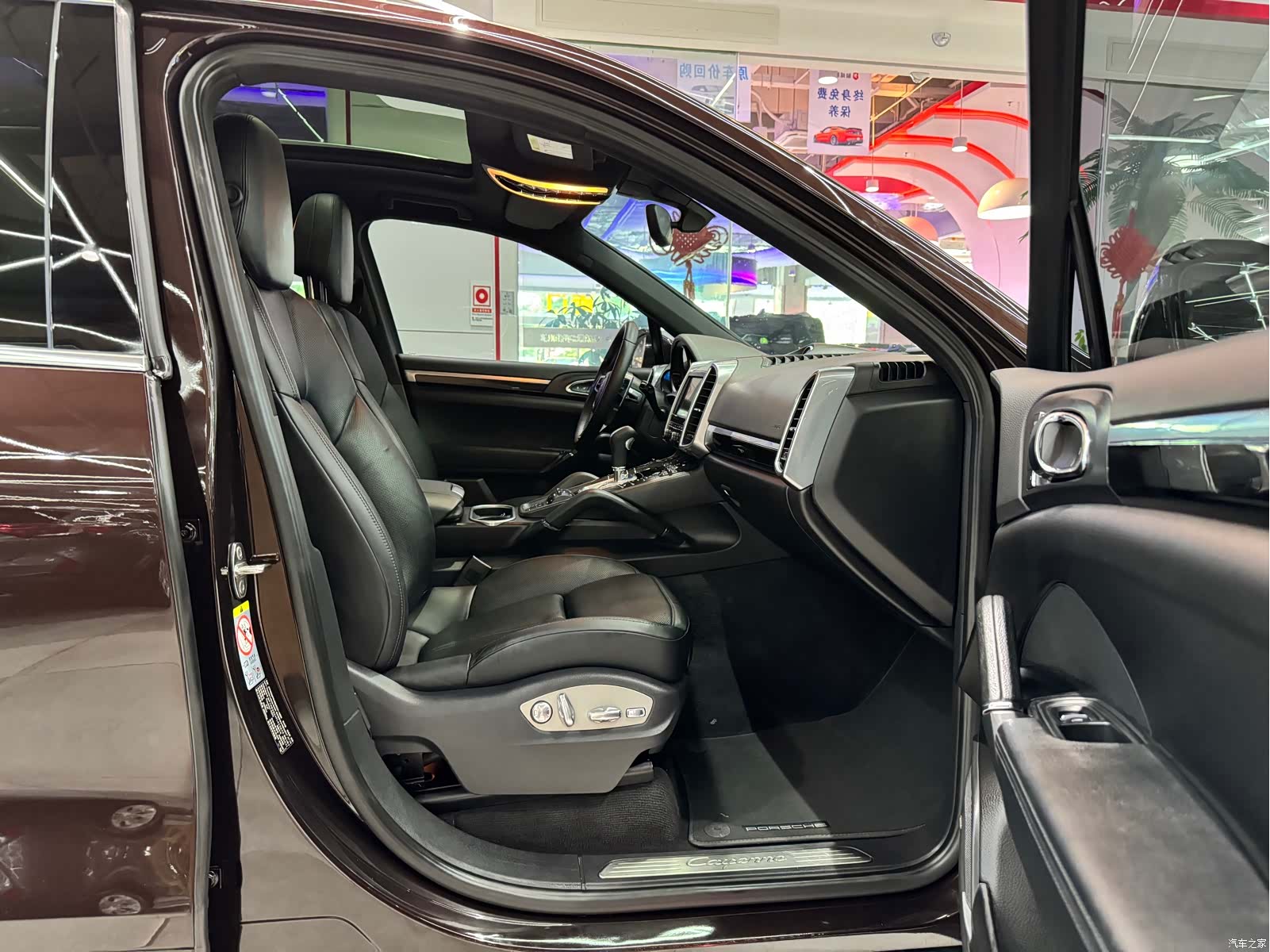 Porsche Cayenne, 2015 10